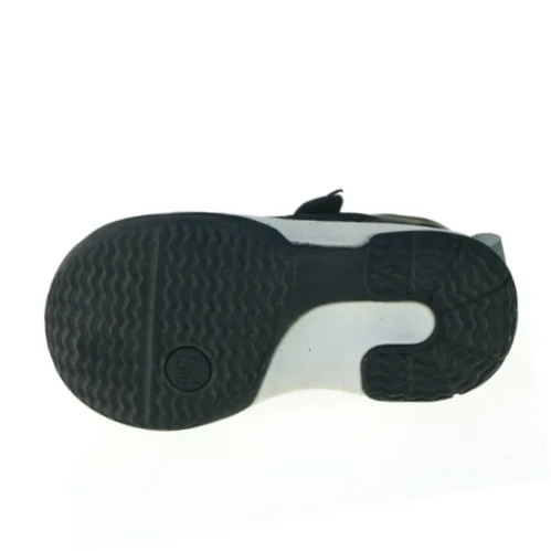 UDEN BRUGSSPOR Sneakers fra Pax (str. 22)