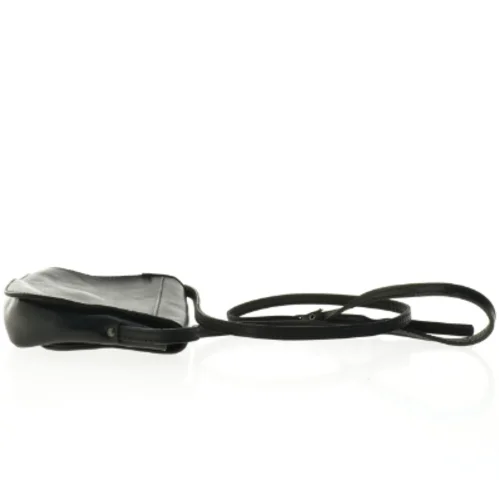 Klassisk Sort Crossbody skuldertaske i læder fra Burkelys Leatherhouse (str. 20 x 15 cm)