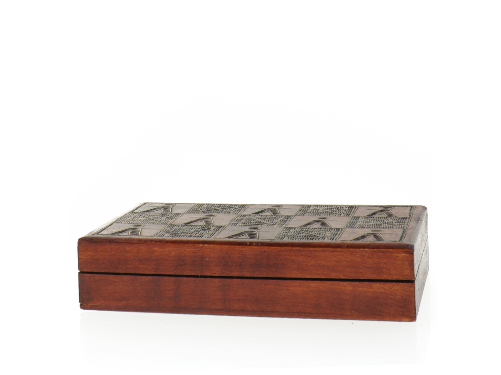 Antik Polsk Trææske Messing indlæg og med indgraveret mønster (str. 15 x 9 cm)