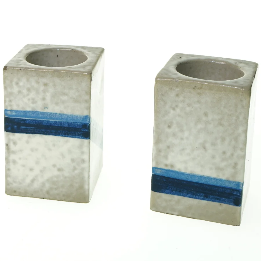 2 Ældre Keramik Fyrfadslys Lysestager (str. 9 x 6 cm)