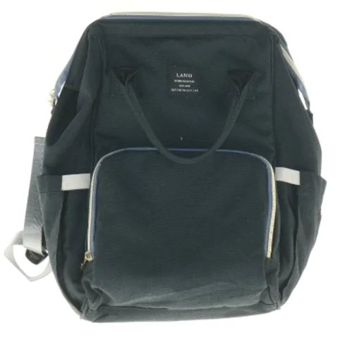 Sort Pusletaske Rygsæk fra LAND (str. 43 x 35 cm)