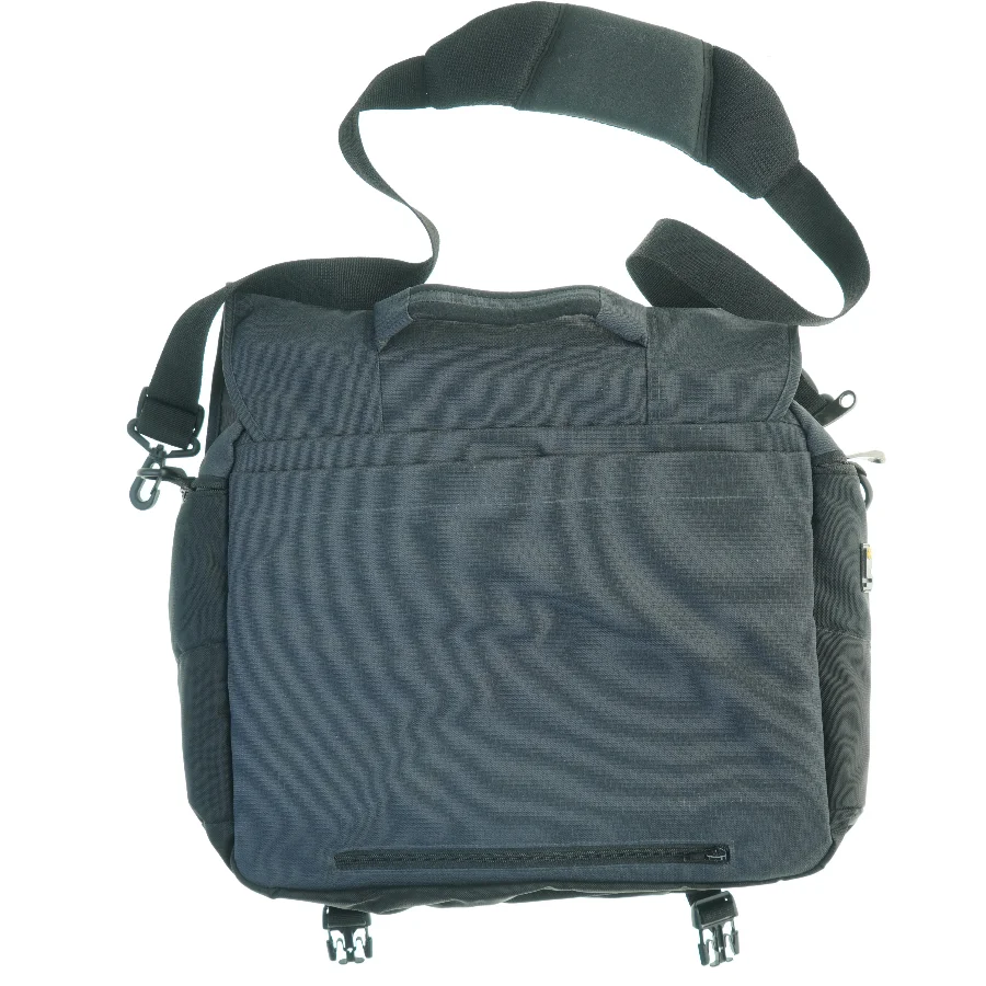 UBRUGT JanSport PC skuldertaske fra Jansport (str. 42 x 34 x 11 cm)