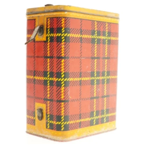 Skotsternet metal dåse (str. 27,5 x 19 x 14 cm)