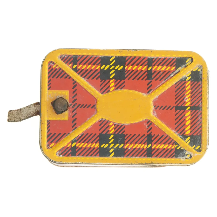 Skotsternet metal dåse (str. 27,5 x 19 x 14 cm)