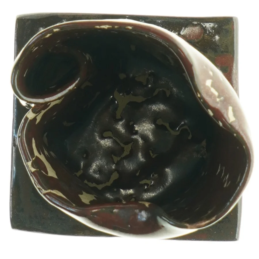 Håndlavet Keramisk vase signeret PJ (str. 18 x 12)