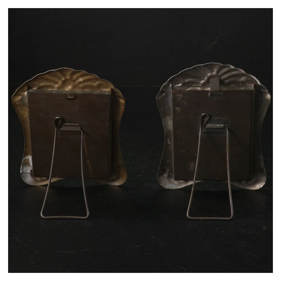 Sølvfarvede billedrammer (str. 12 x. 9 cm)