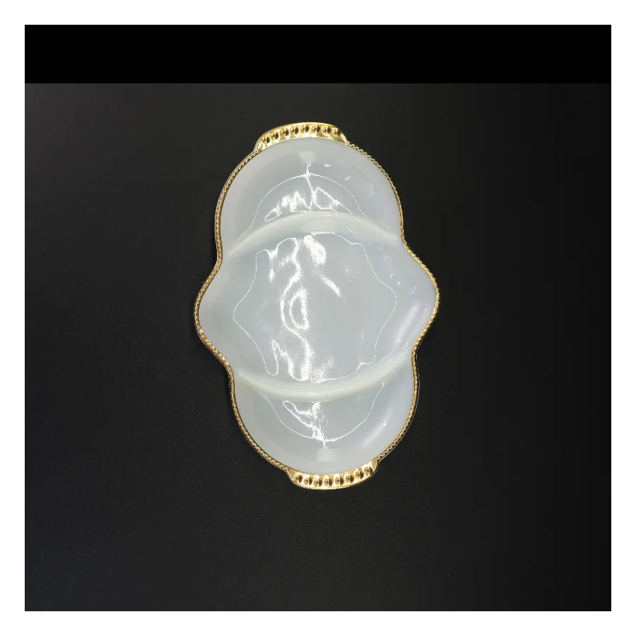 Fire King Hvid Opaline mælkeglas ovnfast fad med guldkant fra Fire King (str. 28 x 20 cm)