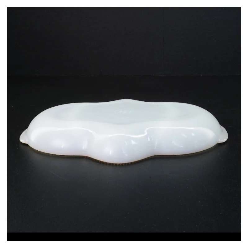 Fire King Hvid Opaline mælkeglas ovnfast fad med guldkant fra Fire King (str. 28 x 20 cm)