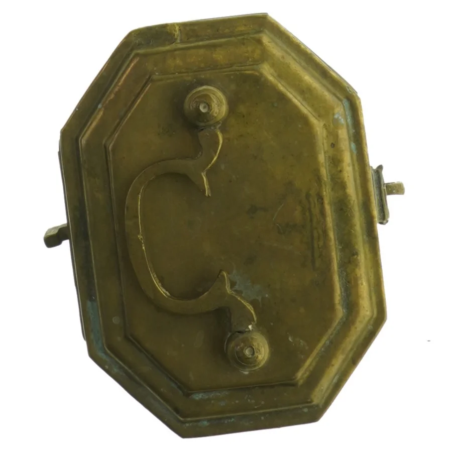 Antik messing teboks (str. 12 x 9 cm)