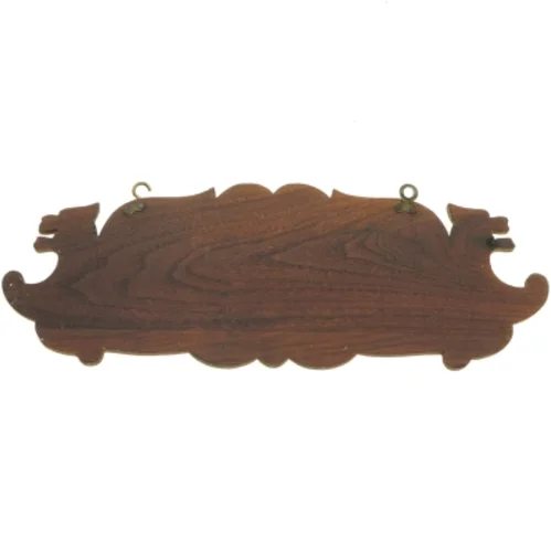 Udsmykket træknagerække (str. 37x12 cm)