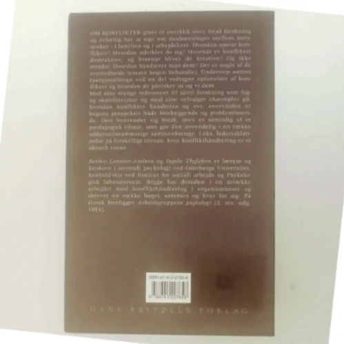 Om konflikter : hjemme og på arbejdet af Barbro Lennéer-Axelson (Bog)