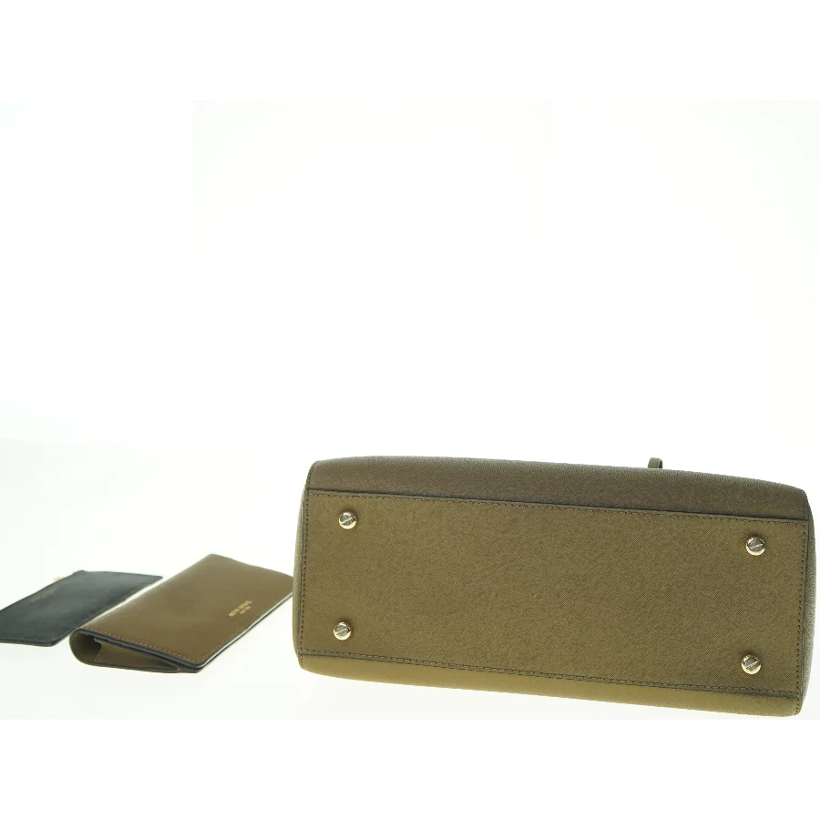 Crossbody Håndtaske med tilbehør fra Henri Bendel (str. 30 x 14 cm)