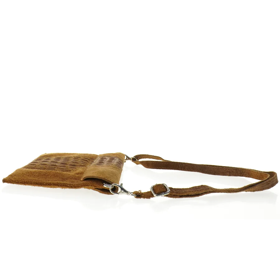 Brun skuldertaske i ruskind med krokodillepræg (str. 30,5 x 16 cm)