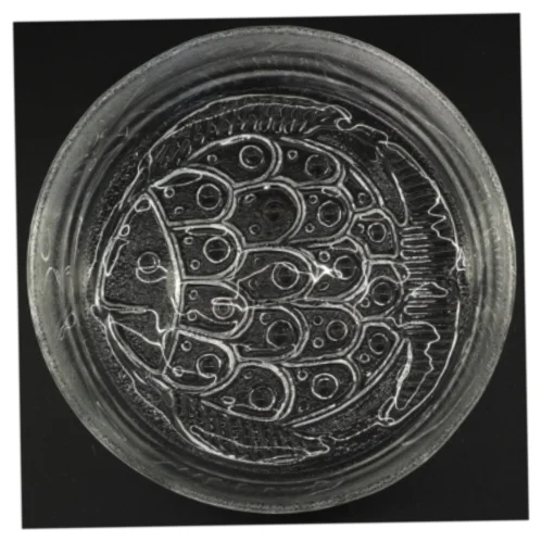 Glas serverings fad med fiskemotiv i bunden (str. 22 x 6 cm)