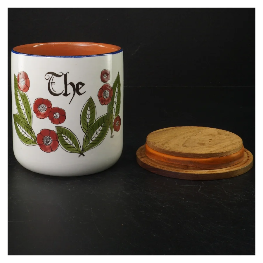 Keramik tebeholder med trælåg (str. H. 13 cm. ø. 11,5 cm)