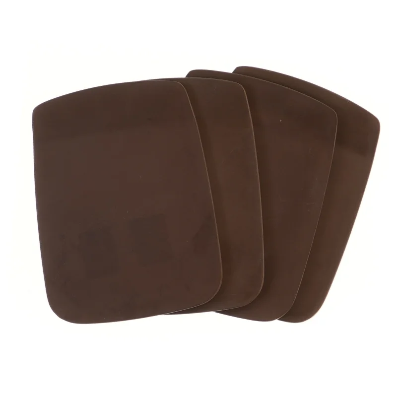 4 plastik tallerkener (str. 4 stk 16x12 cm)