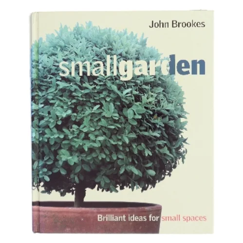 Small Garden af John Brookes (Bog)