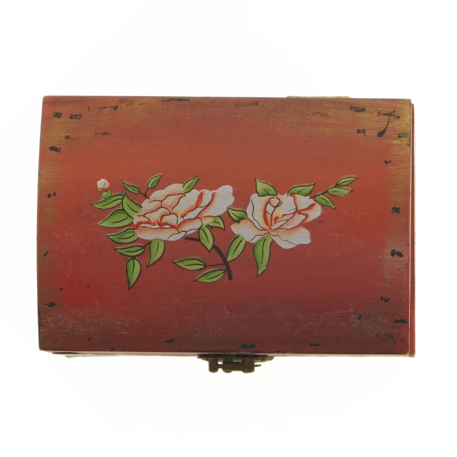 Firkantet trææske med blomsterdekoration (str. 14,5 x 10 x 9 cm)