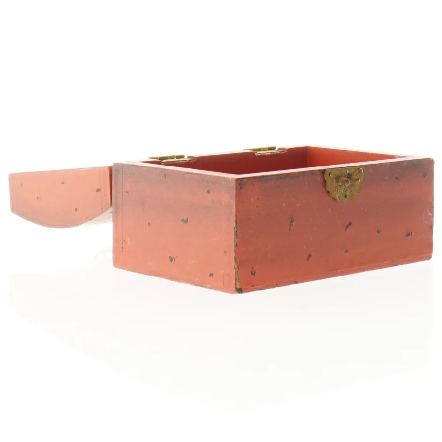 Firkantet trææske med blomsterdekoration (str. 14,5 x 10 x 9 cm)