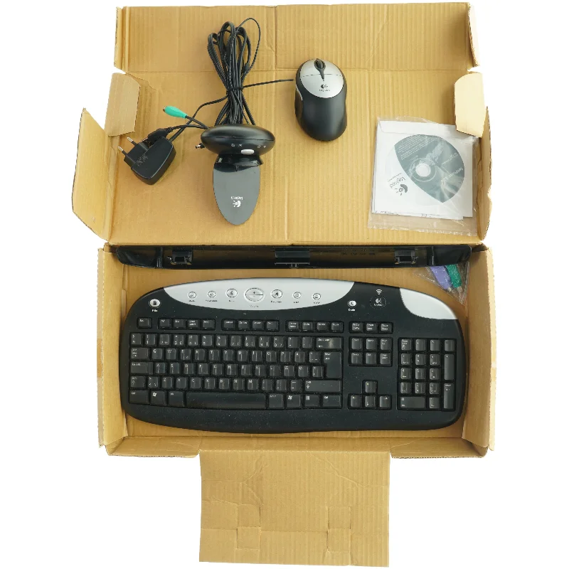 Logitech Tastatur og Mus fra Logitech