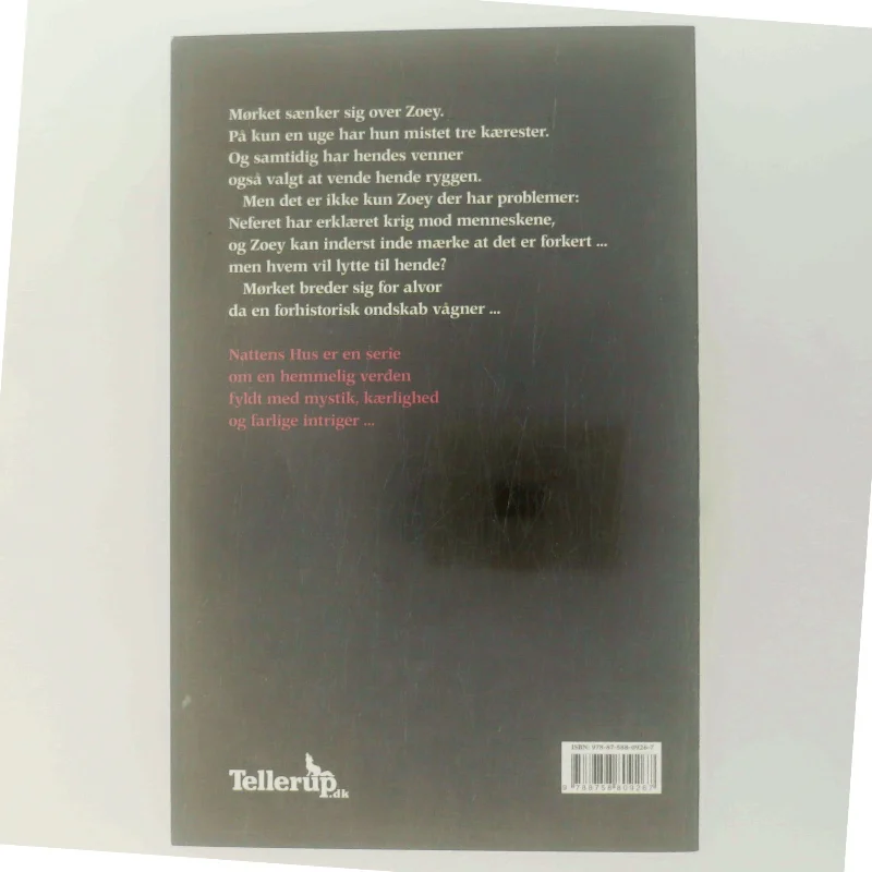 Utæmmet af P. C. Cast (Bog)