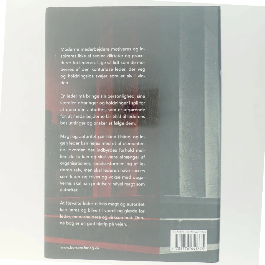 Magt og autoritet i ledelse af Lone Schilling Andersen (Bog)