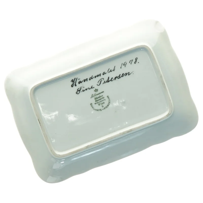 Håndmalet porcelæn fad fra West Germany(str. 18 x 13 cm)