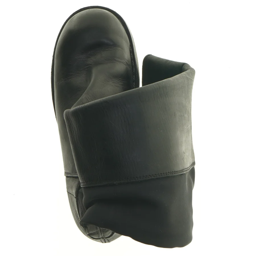 Sorte læderstøvler (str. 39)