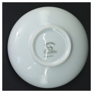 Jugend Porcelænskrukke med låg fra Bavaria (str. Ø 7 cm)