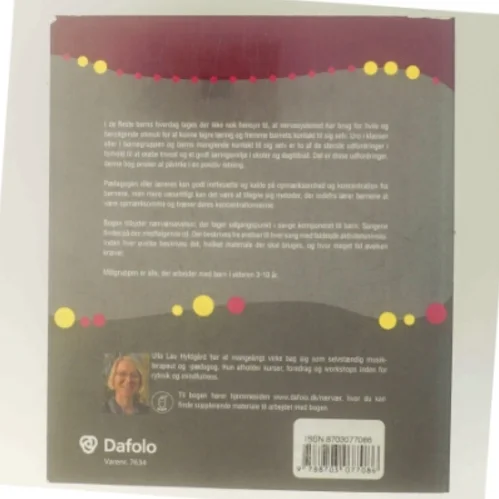 Nærværsøvelser med børn af Ulla Lau Hyldgård (Bog)