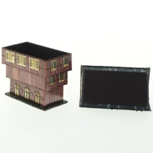 Dekorativ lakæske, hus i 4 dele(str. 12x10x6,5 cm)