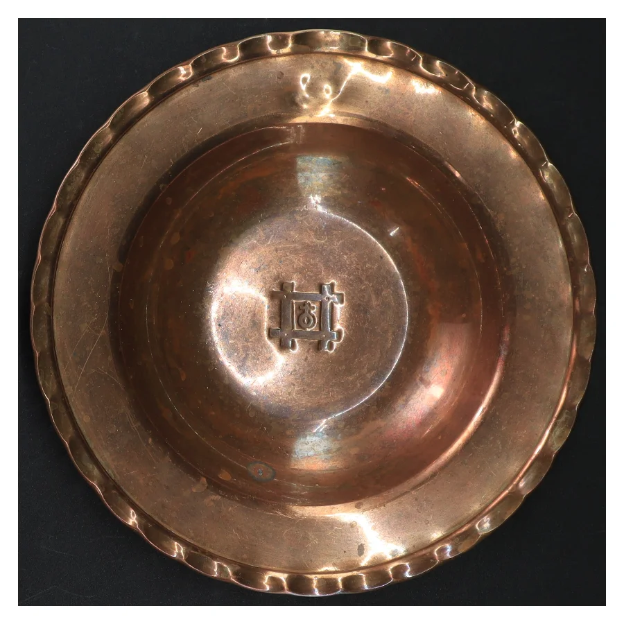 Messing Skål med kvinde symbol (str. Ø. 20 cm)