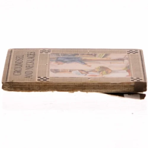 Groundsel and Necklaces af Cicely Mary Barker  (Bog)