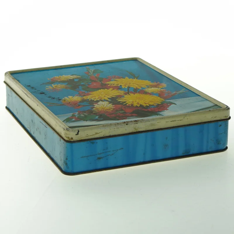 Antik Blå metaldåse med blomstermotiv fra Blue Bird Confectionery (str. 20,5 x 17 cm)
