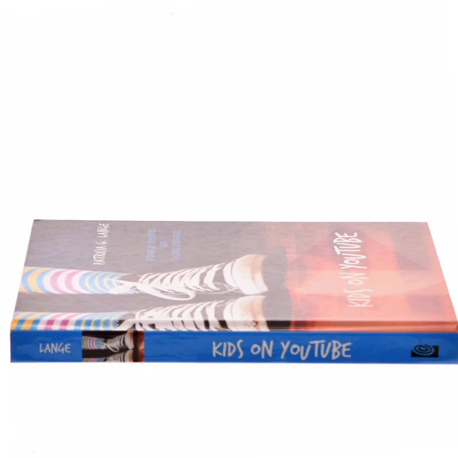 Kids on YouTube : technical identities and digital literacies af Patricia G. Lange (Bog)