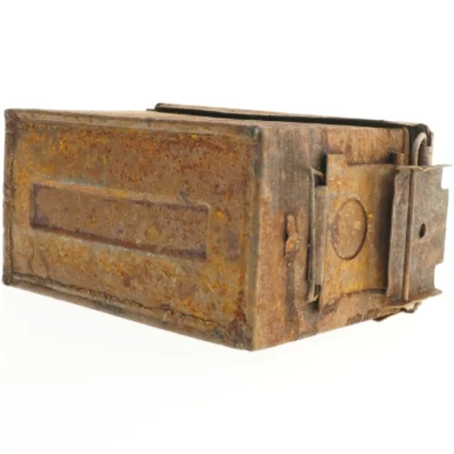 Ammunitions kasse i rust metal (str. 29 x 19 x 15 cm)