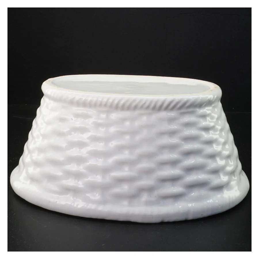 Hvid kurveflet porcelænsskål (str. 27 x 20 x 12 cm)