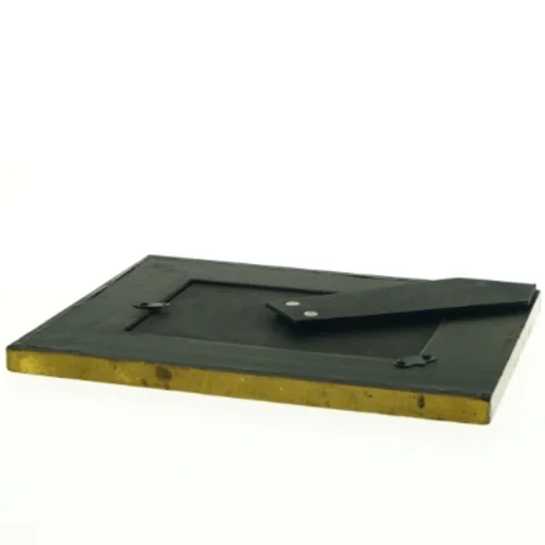 Påfugle Billedramme dekoreret med Påfuglefjer i relief og guld (str. Billedstørrelse 15 x 10 cm)