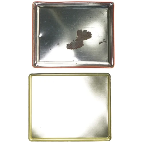 Metalæske med sejlskibsmotiv (str. 20,5x17 cm)