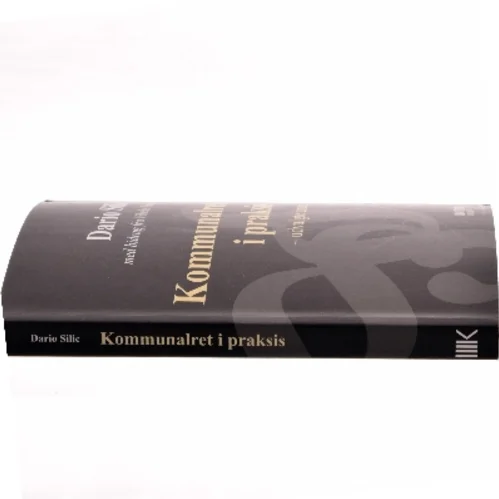 Kommunalret i praksis : udvalgte emner af Dario Silic (Bog)