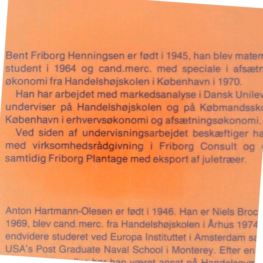 Virksomhedens markedstilpasning og markedskommunikation af Bent Friborg Henningsen (Bog)