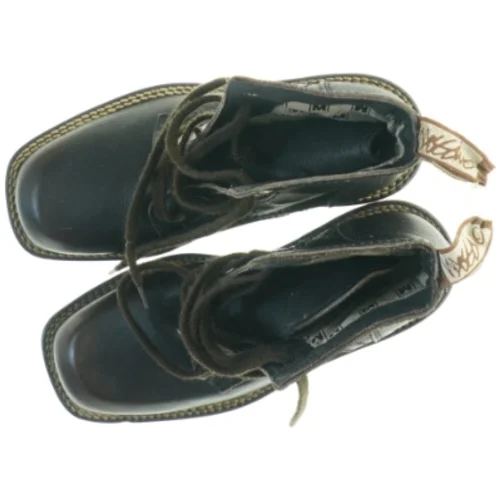 Brune ubrugte læder støvler (str. 36)