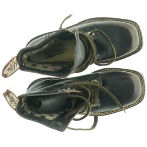 Brune ubrugte læder støvler (str. 36)