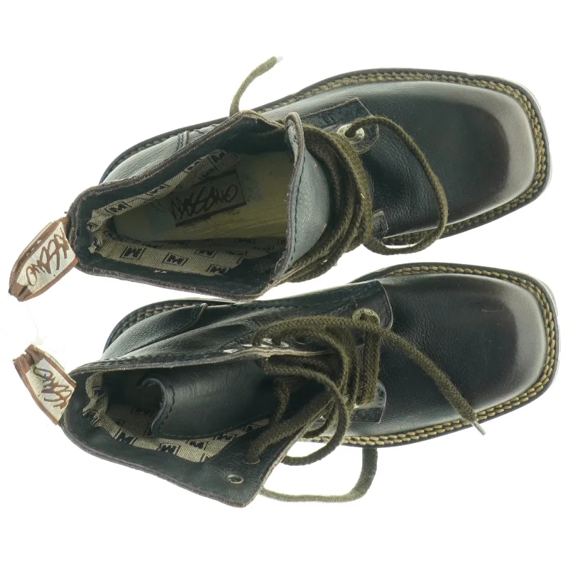 Brune ubrugte læder støvler (str. 36)