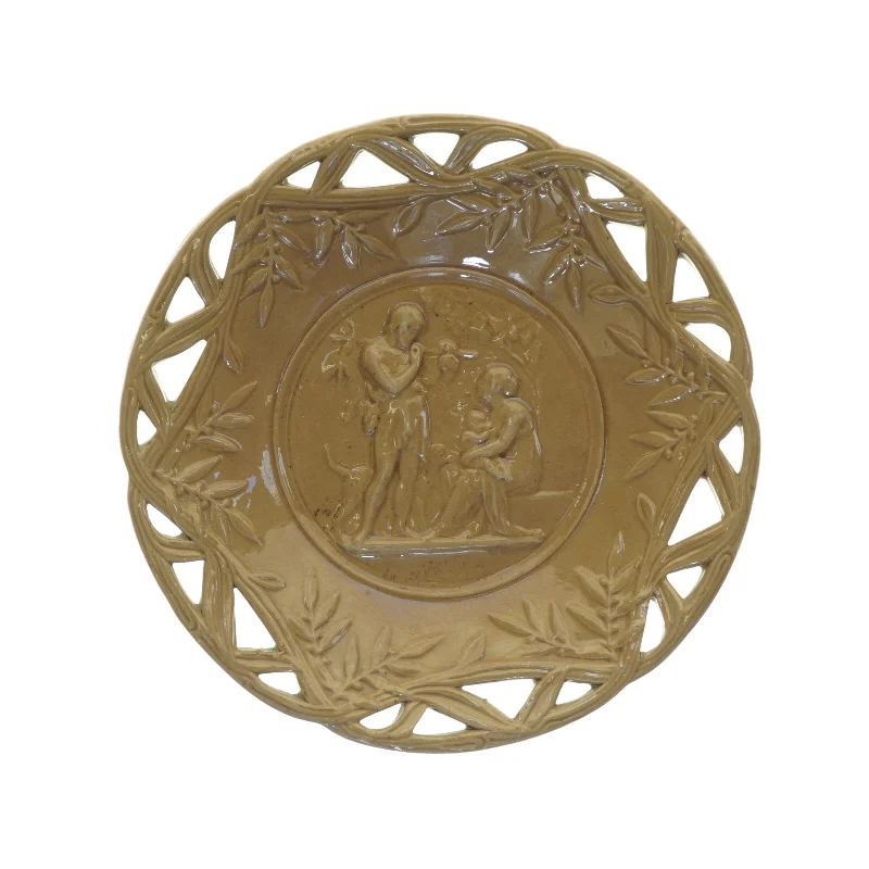 Relieftallerken fra 1870-90 Søholm Bornholmsk keramik (str. Diameter 24 cm)