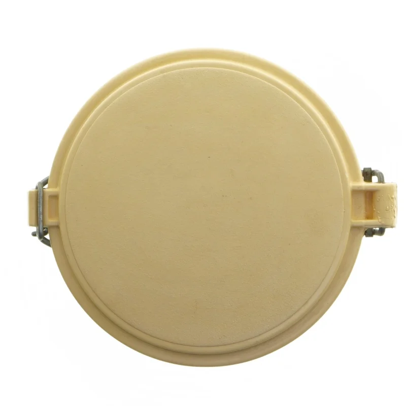 Metalbeholder med blåbærmotiv fra Mega (str. Ø. elve cm. længde. 20 cm)