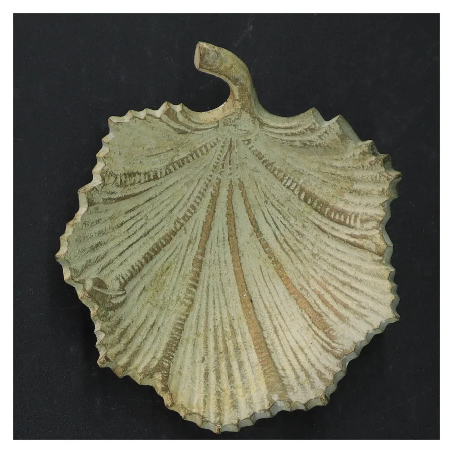 Metal Skål formet som et blad med stilk