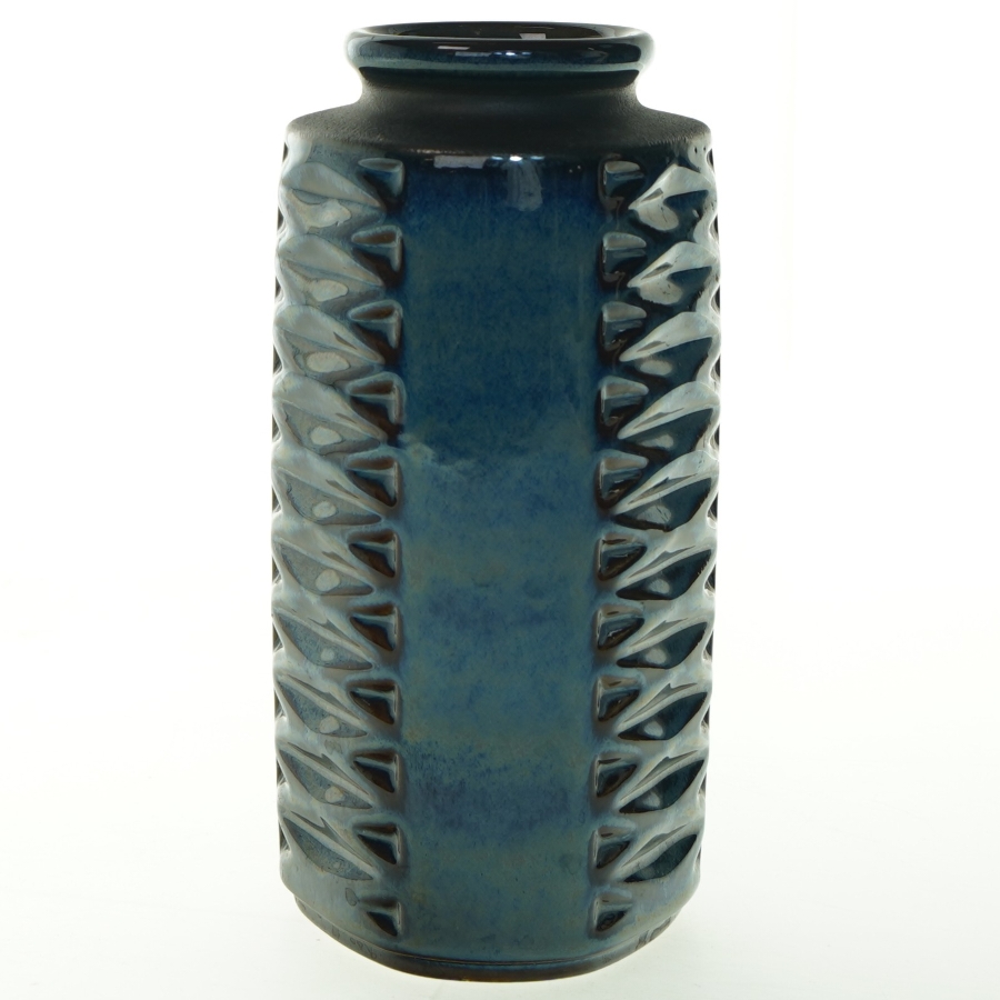 Blå Keramisk vase med mønster fra Søholm Stentøj (str. H. 22 cm. ø. 10 cm)