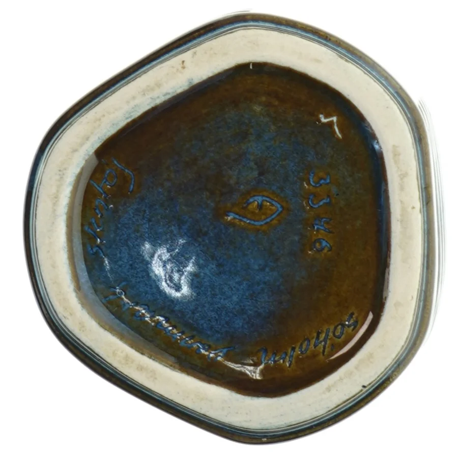 Blå Keramisk vase med mønster fra Søholm Stentøj (str. H. 22 cm. ø. 10 cm)