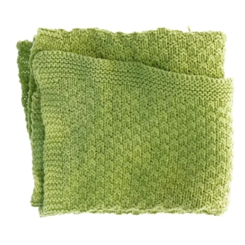 Grønt strikket tæppe (str. 64 x 36 cm)